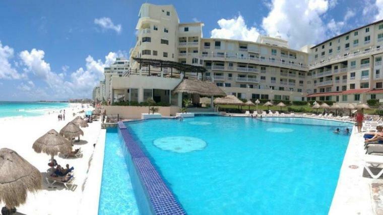 Ocean Front Suite, Balcony, Kitchen. Cancun Dış mekan fotoğraf